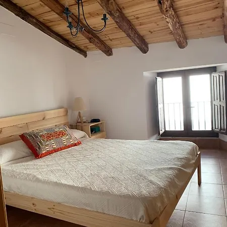 La Casa De La Iglesia Holiday home *